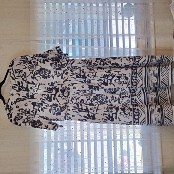 Hekka, Blue & White V-Neck Short Sleeve with Side Zipper Dress, Size: XL - Picture 6 of 8